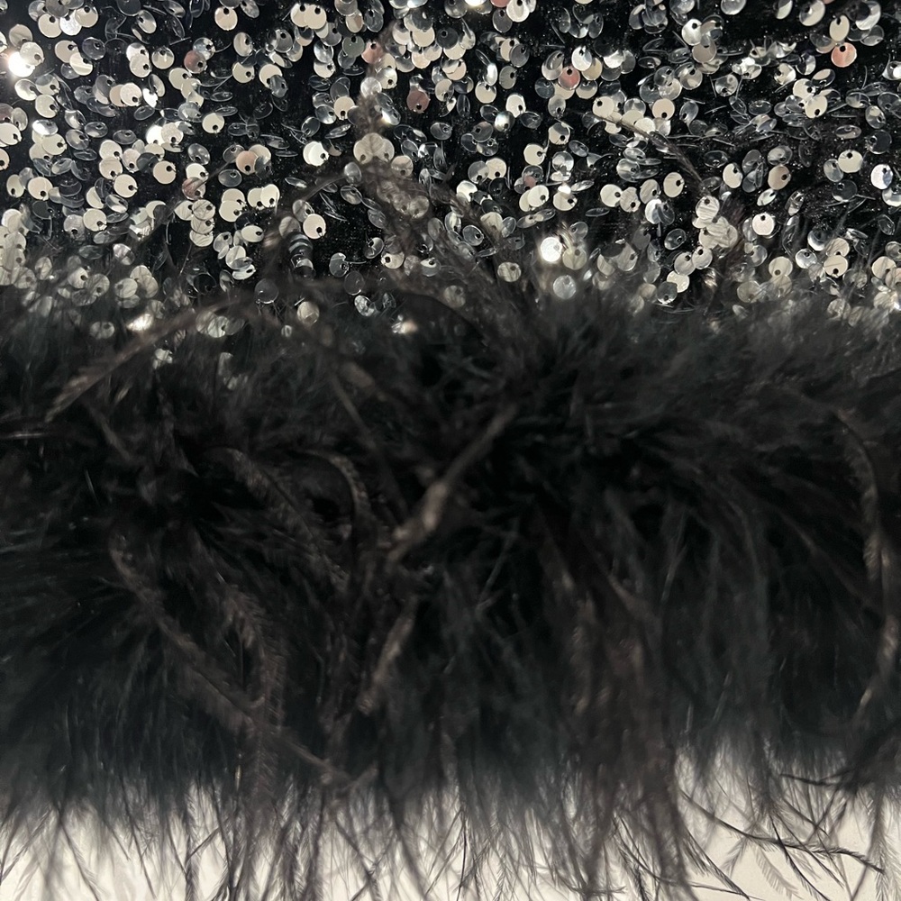 Better Be size M sequin midi dress with feather bottom. Black silver - Picture 3 of 4